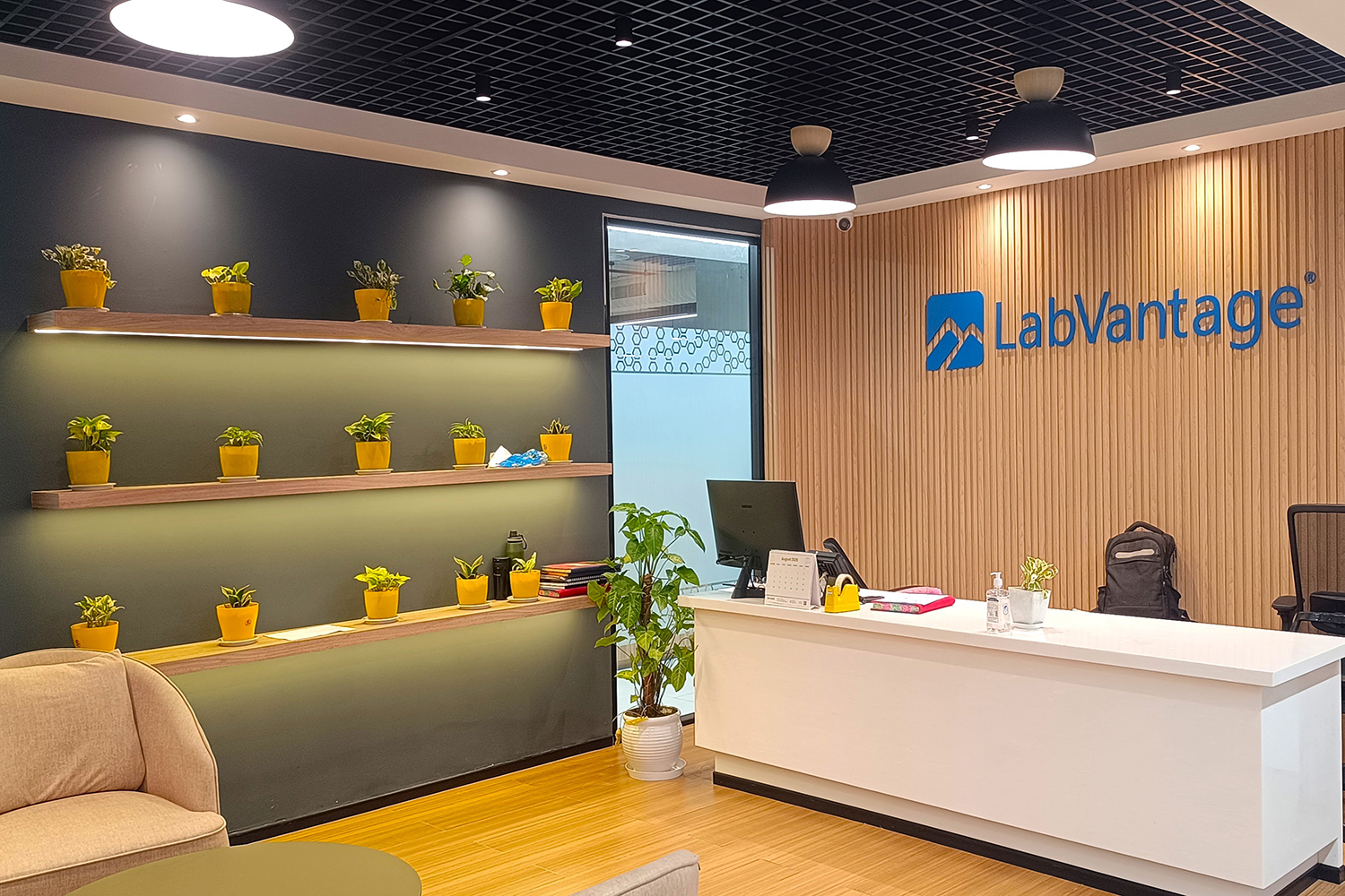 LABVANTAGE