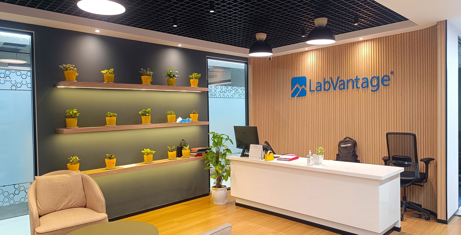 LABVANTAGE
